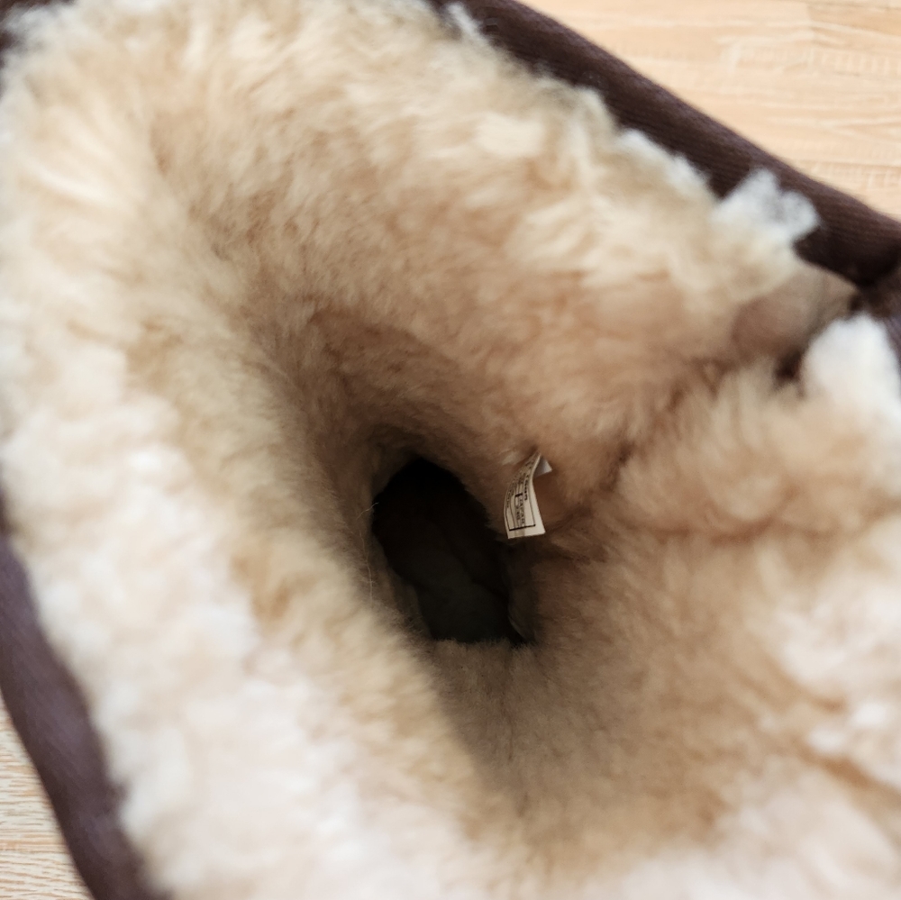 Limited edition uggs - Picture 6 of 7